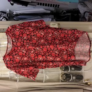 Brand New with tags LuLaRoe Irma Minnie mouse shirt size small